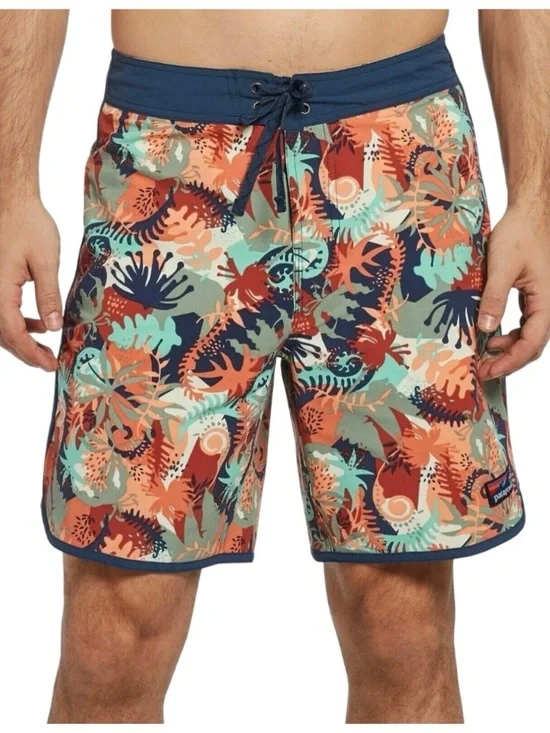 Patagonia Men’s Sz 34 Waist Tropical Print Scallop Hem Wayfarer Board Shorts - Picture 1 of 14